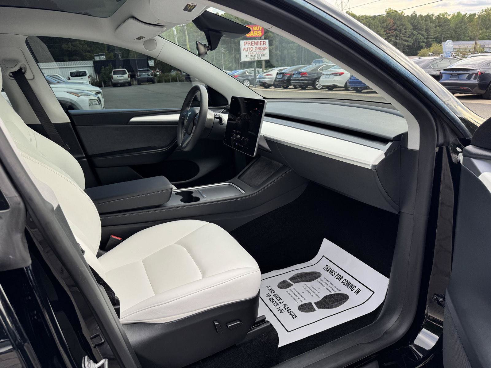Used 2023 Tesla Model Y Long Range AWD/4WD image 13