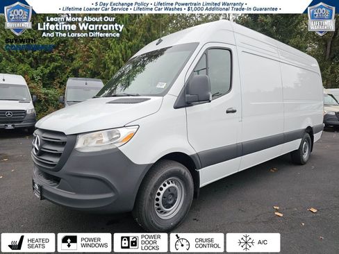 New 2025 Mercedes-Benz Sprinter 2500 image 1