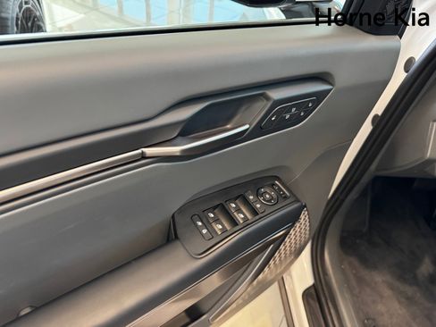 New 2026 Kia EV9 Wind image 10