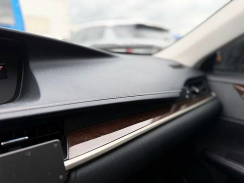 Used 2013 Lexus ES 350 w/ Premium Pkg FWD image 17
