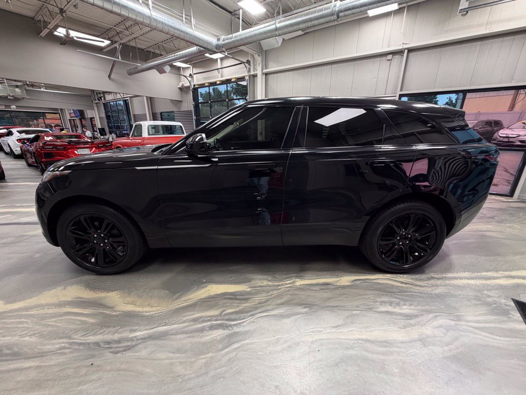 Used 2020 Land Rover Range Rover Velar S AWD/4WD image 35