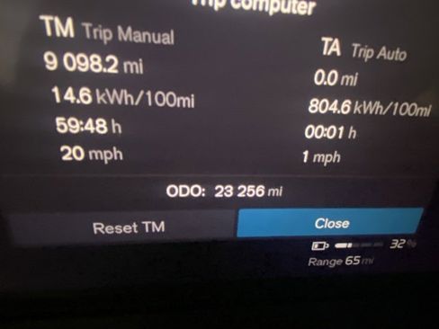 Used 2023 Volvo C40 P8 Recharge Ultimate image 16