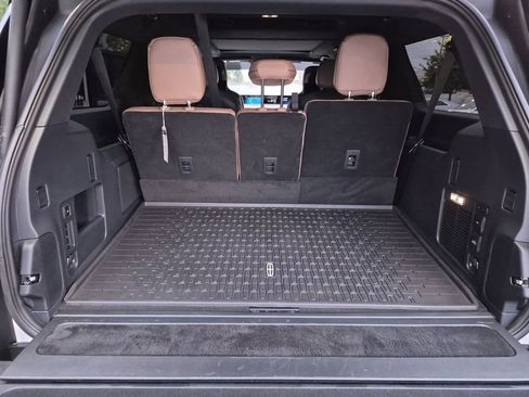 Used 2025 Lincoln Navigator L Black Label AWD/4WD image 40