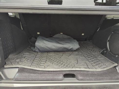 Used 2014 Jeep Wrangler Unlimited Sahara w/ Connectivity Group image 21