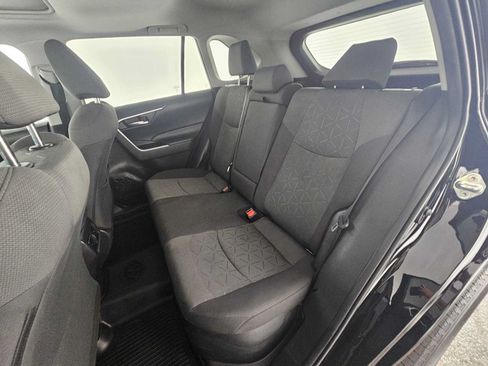 Used 2020 Toyota RAV4 XLE w/ Convenience Package AWD/4WD image 17