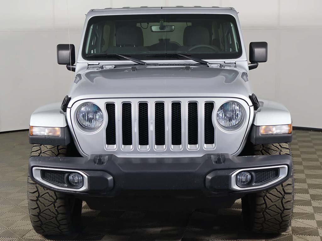 Used 2023 Jeep Wrangler Unlimited Sahara w/ Cold Weather Group AWD/4WD image 9
