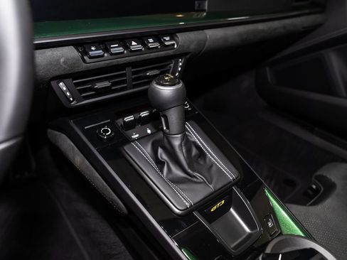 Used 2026 Porsche 911 GT3 RWD image 64