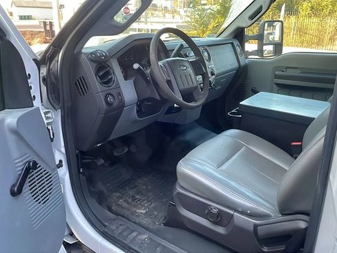 Used 2012 Ford F450 XL image 7