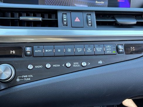 Used 2021 Lexus ES 250 w/ Premium Package image 21