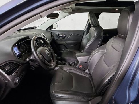 Used 2021 Jeep Cherokee Limited image 21