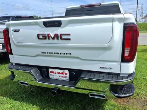 Used 2024 GMC Sierra 1500 SLT w/ SLT Premium Plus Package AWD/4WD image 6
