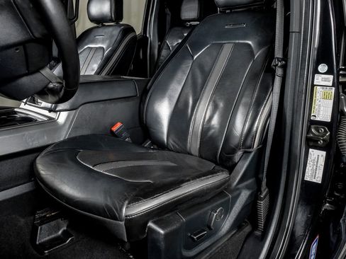 Used 2021 Ford F250 Platinum w/ FX4 Off-Road Package image 30