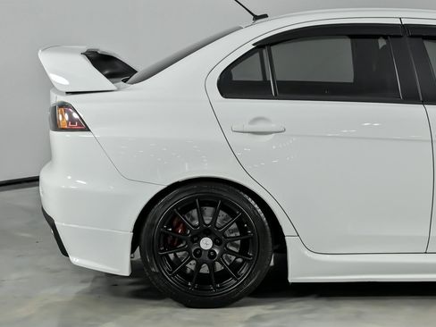 Used 2014 Mitsubishi Lancer Evolution GSR image 13