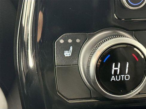 Certified 2022 Toyota Highlander XLE image 31