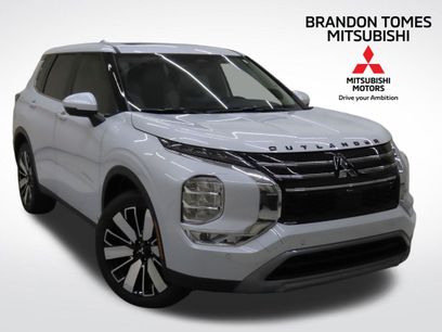 New 2025 Mitsubishi Outlander SE