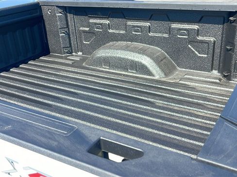 New 2025 GMC Sierra 2500 SLT w/ SLT Premium Package image 29