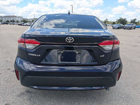 Used 2021 Toyota Corolla LE FWD image 6