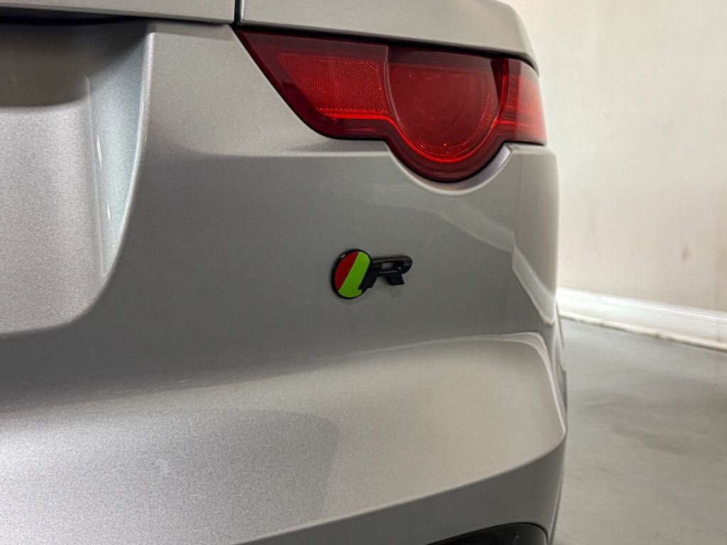 Used 2015 Jaguar F-TYPE R RWD image 53