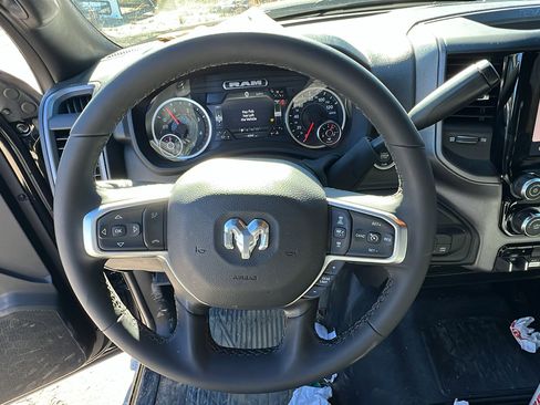 Used 2025 RAM 5500 Tradesman w/ Safety Group image 26