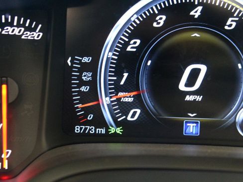 Used 2019 Chevrolet Corvette Z06 w/ Z07 Performance Package image 13