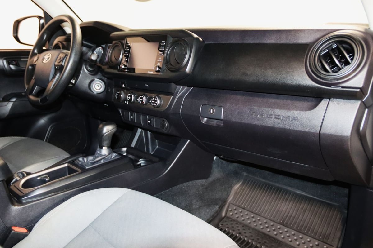 Used 2020 Toyota Tacoma SR AWD/4WD image 55
