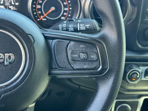 Used 2021 Jeep Wrangler Sport image 21