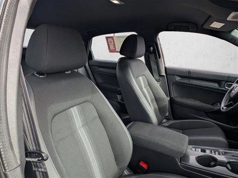 Used 2023 Honda Civic Sport image 17