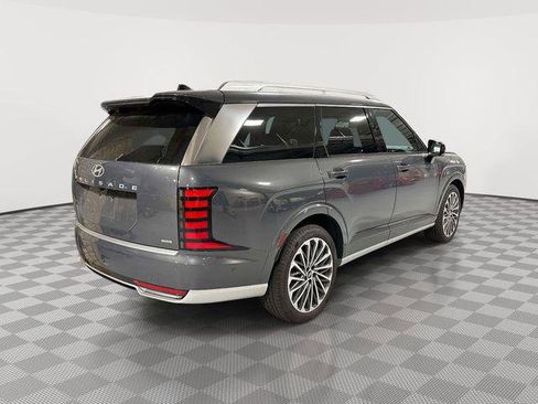 Certified 2026 Hyundai Palisade Calligraphy AWD/4WD image 3