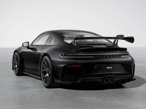 New 2026 Porsche 911 GT3 image 2