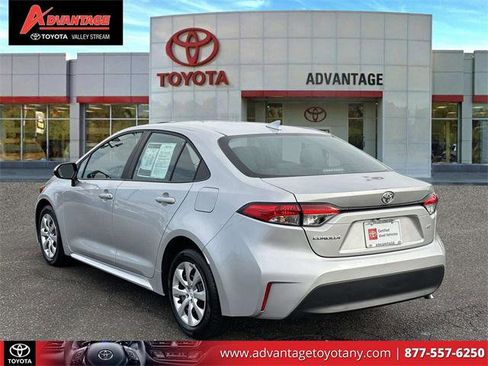 Certified 2025 Toyota Corolla LE image 10