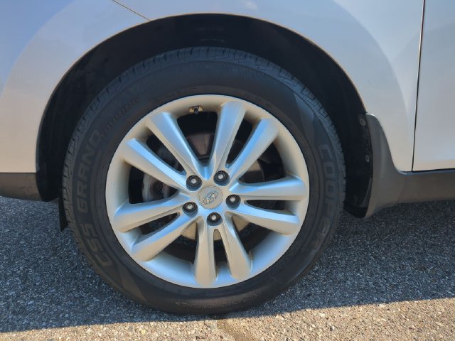 Used 2012 Hyundai Tucson Limited AWD/4WD image 20