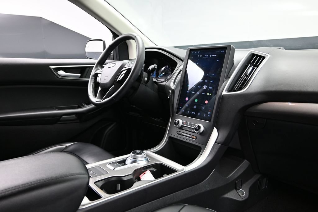 Used 2024 Ford Edge SEL w/ Convenience Package AWD/4WD image 12