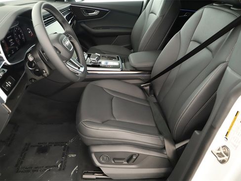 New 2026 Audi Q8 Premium Plus image 24