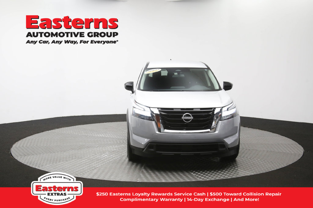 Used 2023 Nissan Pathfinder S AWD/4WD image 52