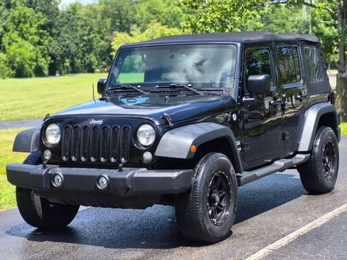 Used 2014 Jeep Wrangler Unlimited Sport w/ Quick Order Package 24S AWD/4WD image 1