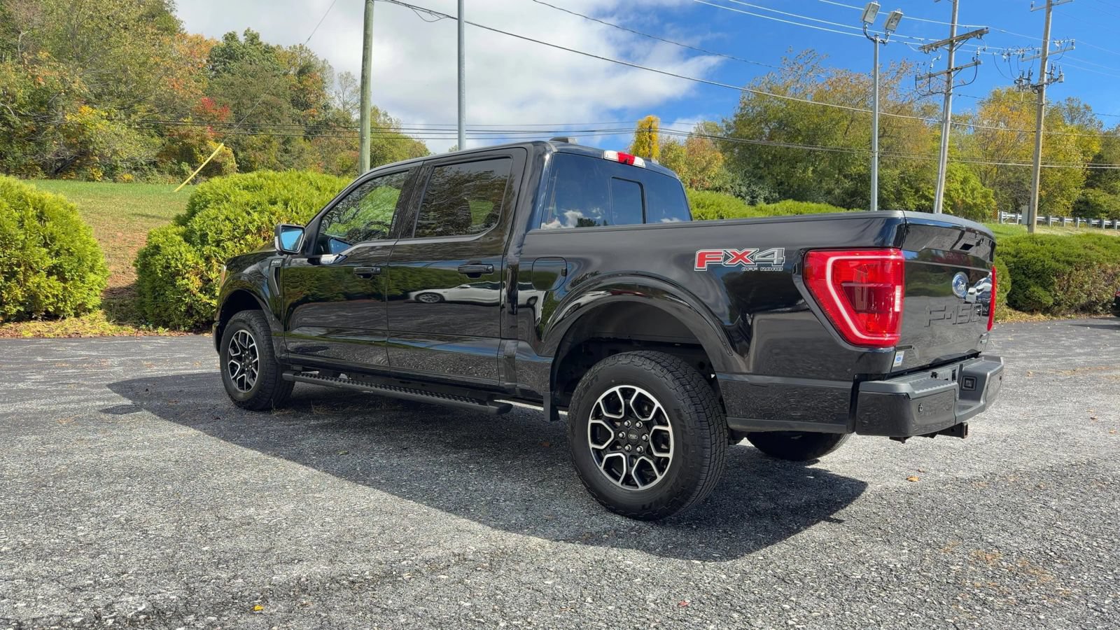 Used 2021 Ford F150 XLT w/ Equipment Group 302A High AWD/4WD image 6