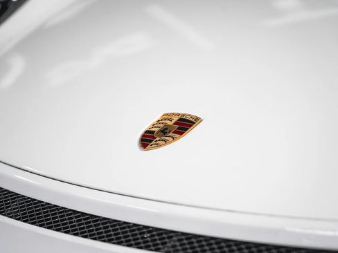 Used 2015 Porsche 911 GT3 RWD image 4