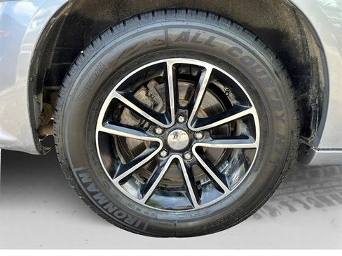 Used 2015 Dodge Grand Caravan R/T FWD image 17
