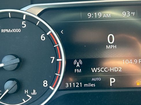 Used 2023 Nissan Rogue S AWD/4WD image 12