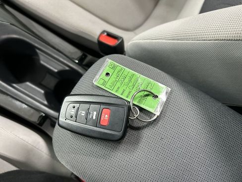 Used 2021 Toyota Corolla LE w/ LE Convenience Package image 12