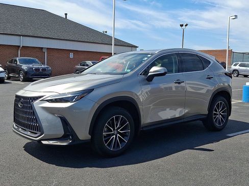 Used 2024 Lexus NX 350 AWD image 3