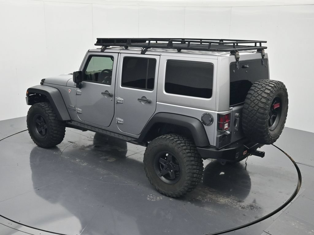 Used 2018 Jeep Wrangler Unlimited Rubicon AWD/4WD image 32
