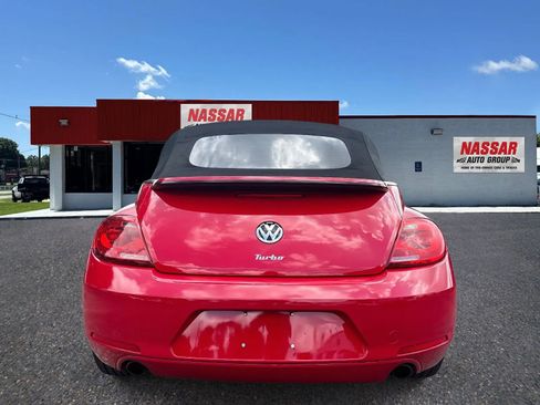 Used 2013 Volkswagen Beetle 2.0T image 5