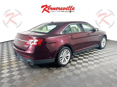 Used 2018 Ford Taurus Limited image 7