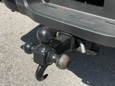 Used 2025 Ford F150 Raptor image 9