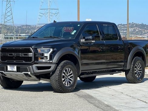 Used 2019 Ford F150 Raptor w/ Equipment Group 802A Luxury image 8