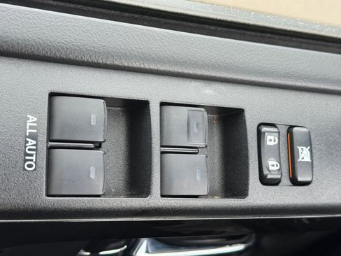 Used 2020 Toyota 4Runner TRD Off-Road Premium image 18