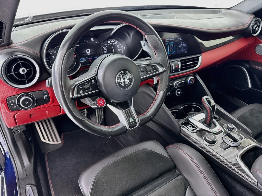 Used 2020 Alfa Romeo Giulia Quadrifoglio RWD image 4