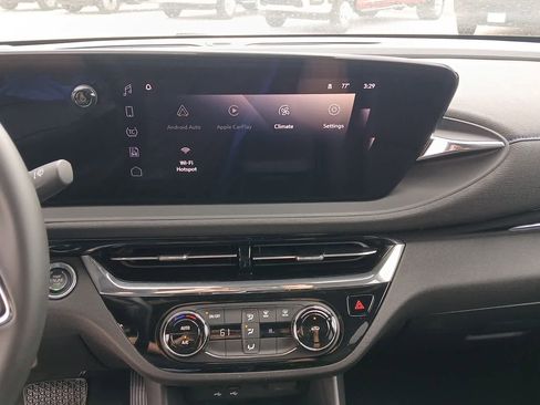 Used 2025 Buick Envista Sport Touring FWD image 35