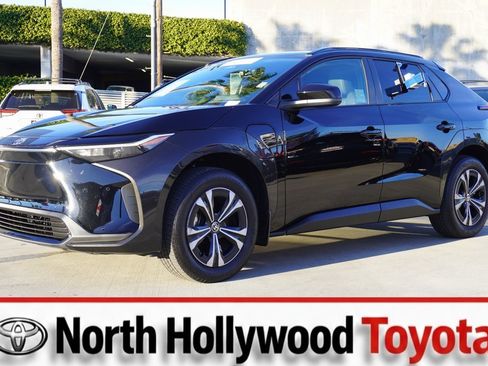 Certified 2025 Toyota bZ4X FWD image 4